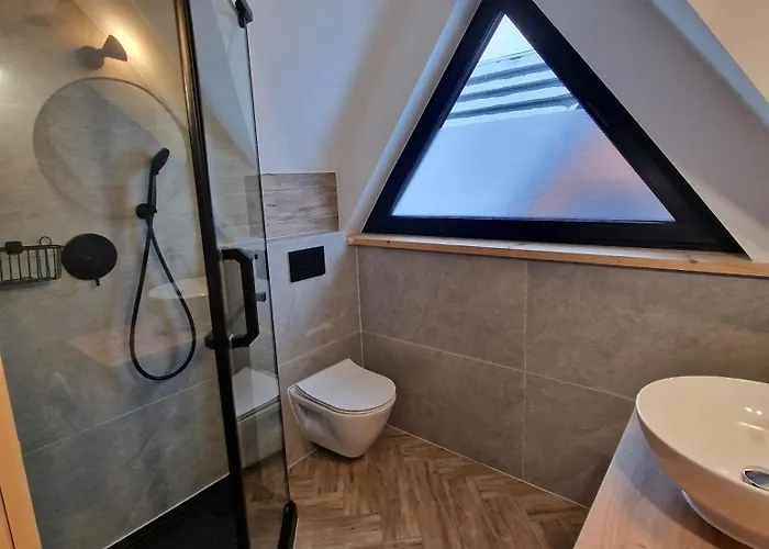 Filipowe بيت للعطل كوشتيليسكا